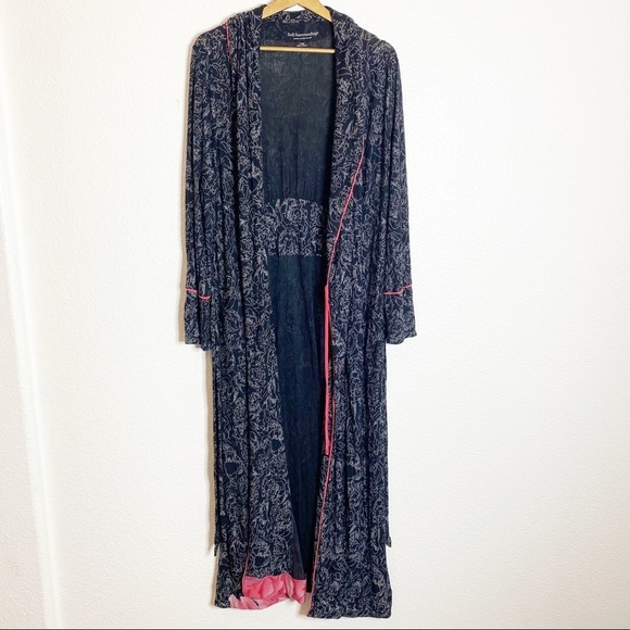 Soft Surroundings Other - Soft Surroundings- Midnight Garden Peony Robe- L